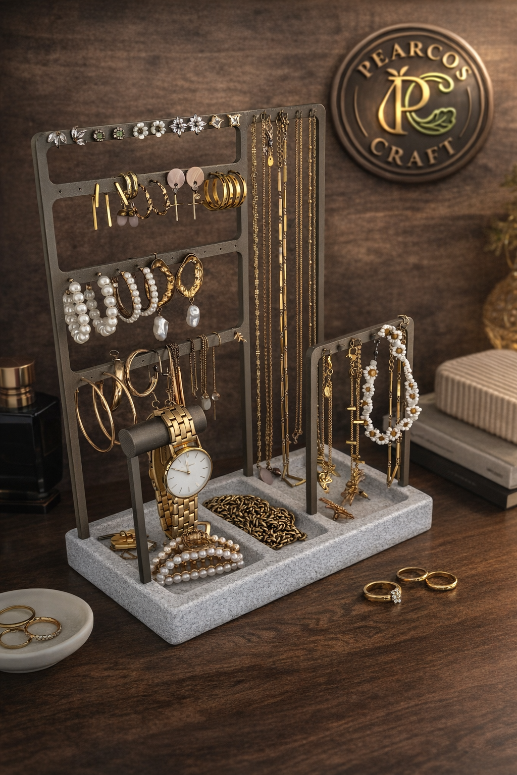 Takı ve Saat Standı – Modern Masa Üstü Takı Düzenleyici